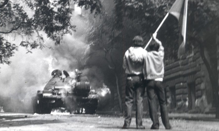 1968